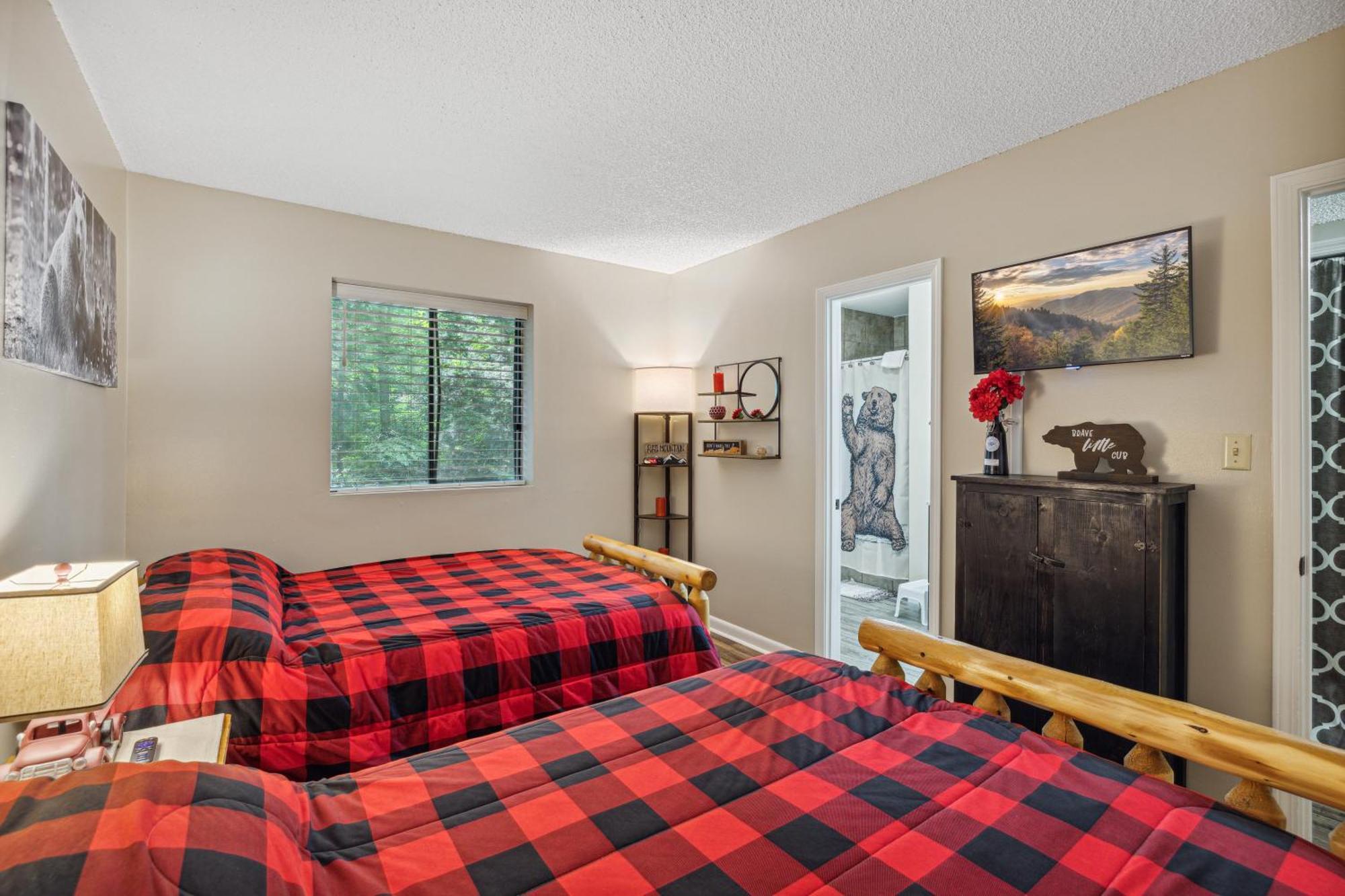 Obear Mountain Is A Newly Updated Condo In Chalet Village Of Gatlinburg! Екстер'єр фото