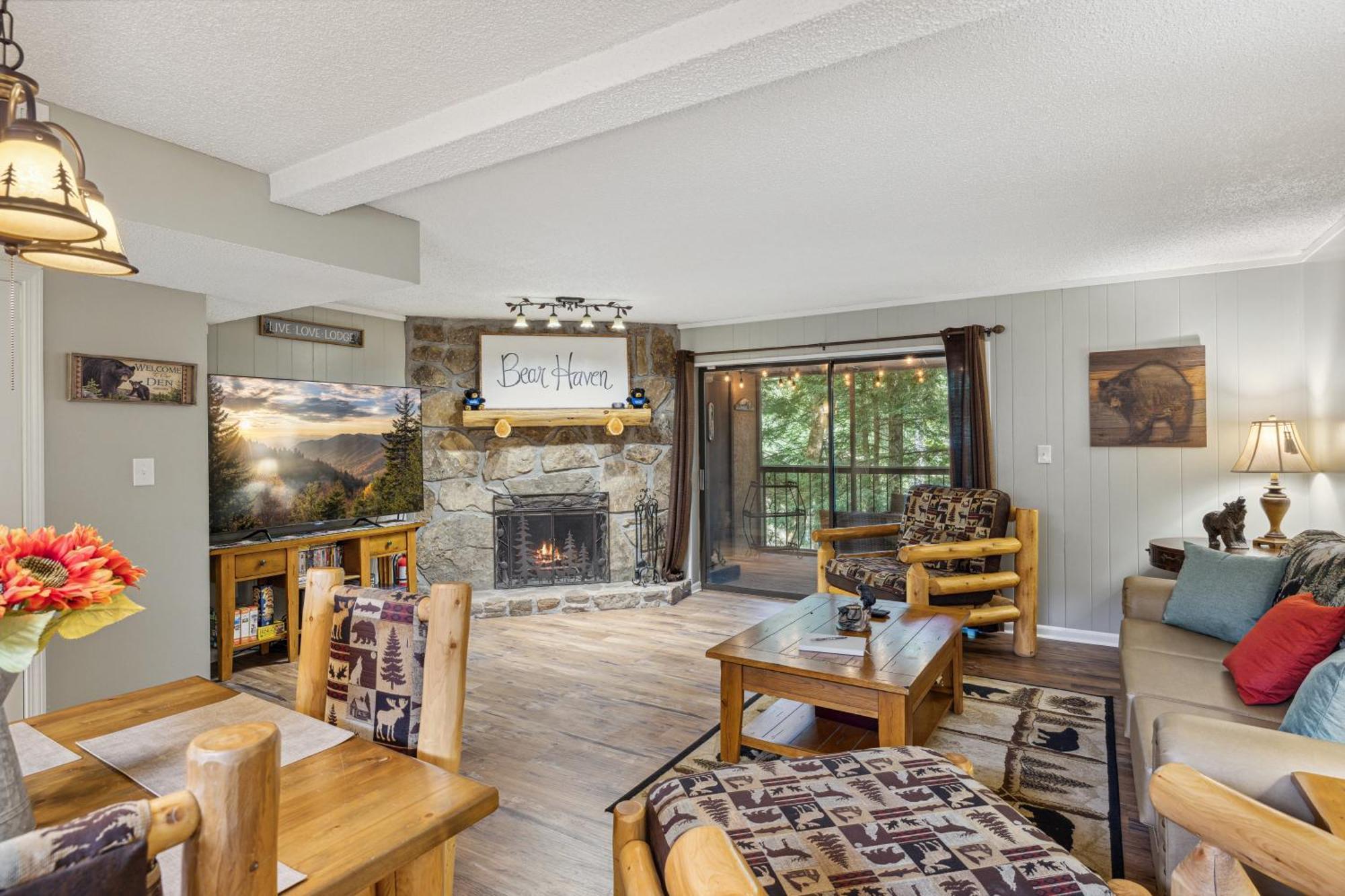 Obear Mountain Is A Newly Updated Condo In Chalet Village Of Gatlinburg! Екстер'єр фото